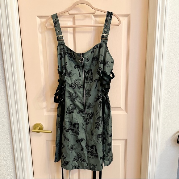 NWOT Green zip front mini dress - Picture 1 of 4